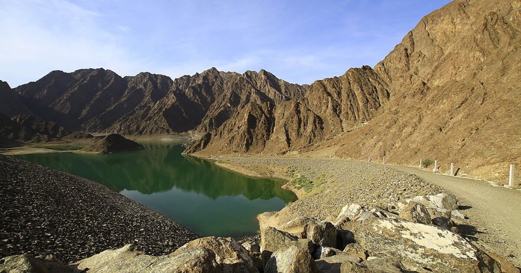 Scenic kayaking at Hatta Dam during a Hatta Mountain tour Dubai