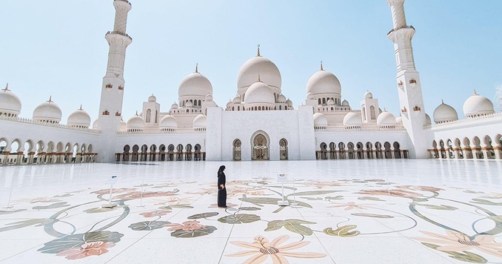 Sheikh Zayed Grand Mosque Tours