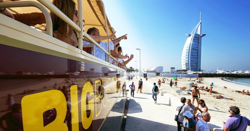 Visit Dubai's top attractions with a carefully planned city tour itinerary.