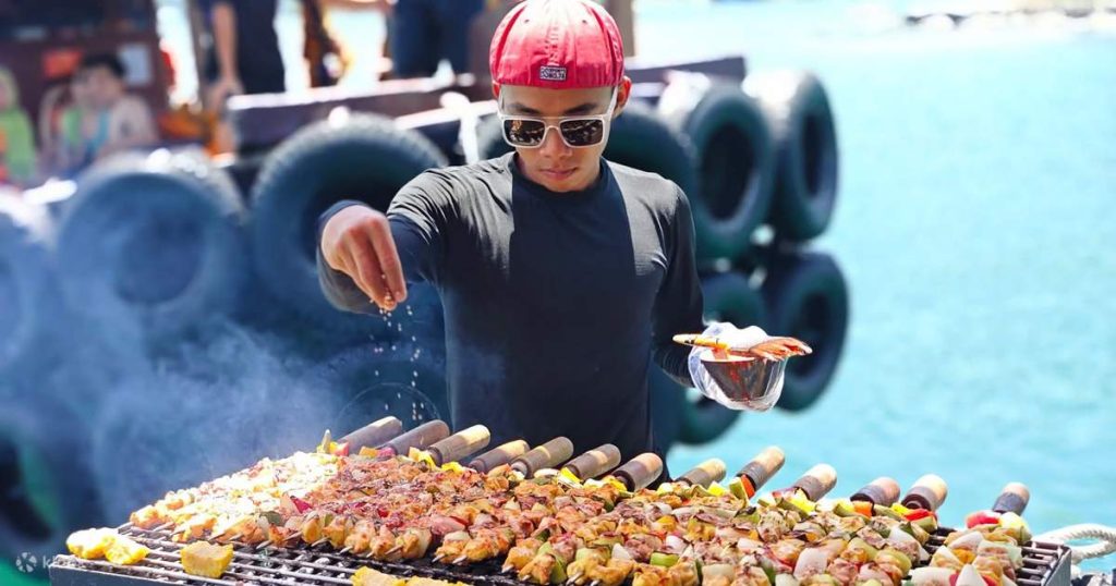 Private Abu Dhabi City Tour with Emirates Palace and buffet lunch