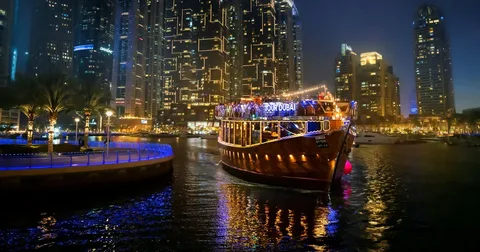 Things to Do in Dubai Marina Cruise