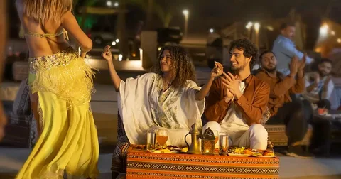 romantic desert dinner for couples in Dubai