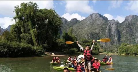 Hatta kayaking during Dubai tour